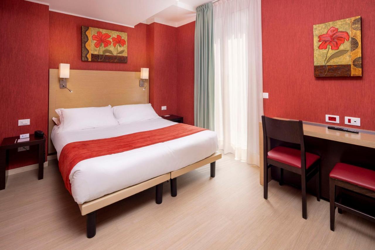 Best Western Porto Antico Генуа Екстериор снимка