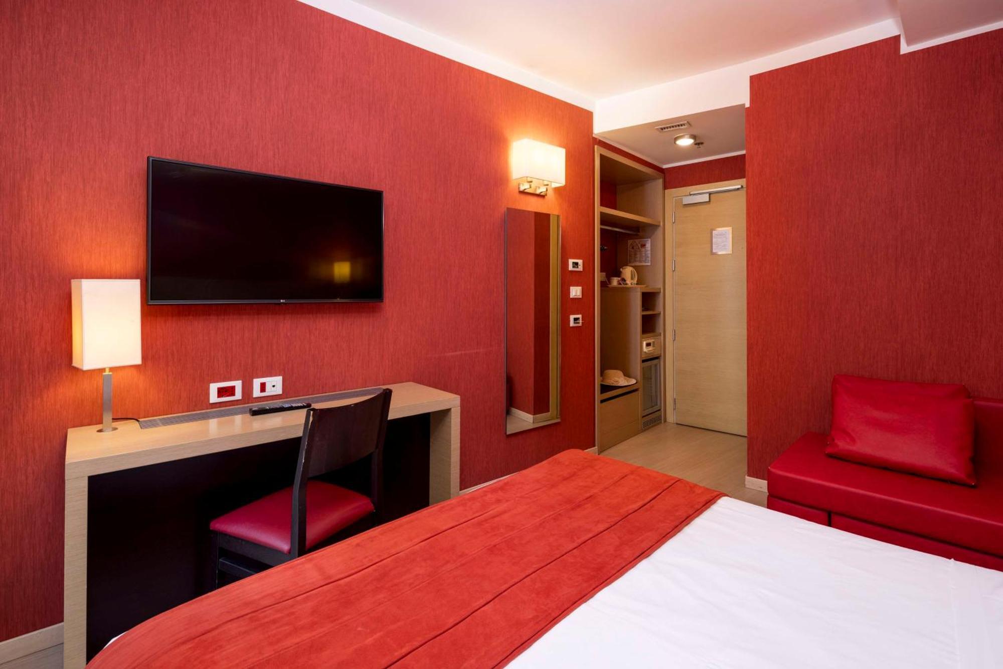 Best Western Porto Antico Генуа Екстериор снимка