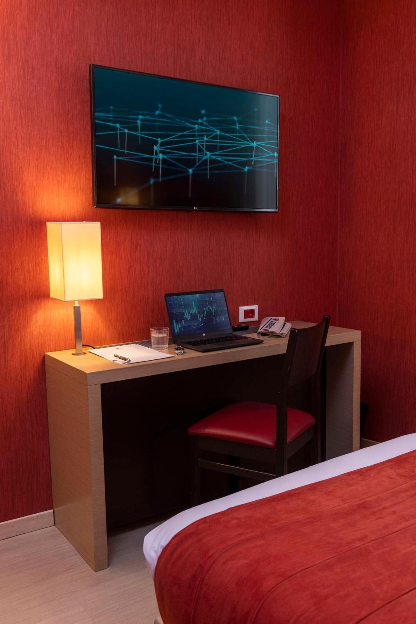 Best Western Porto Antico Генуа Екстериор снимка